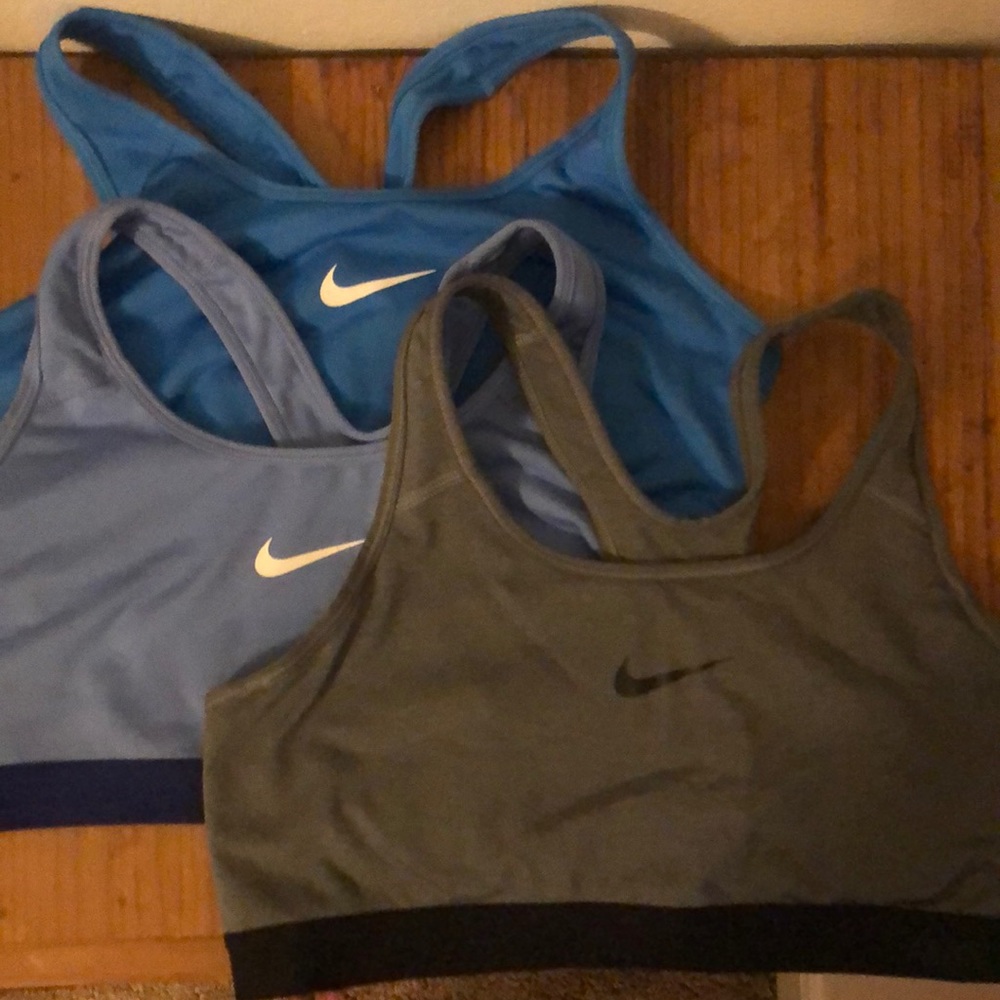 Nike Sports Bra Bundle - XL L L